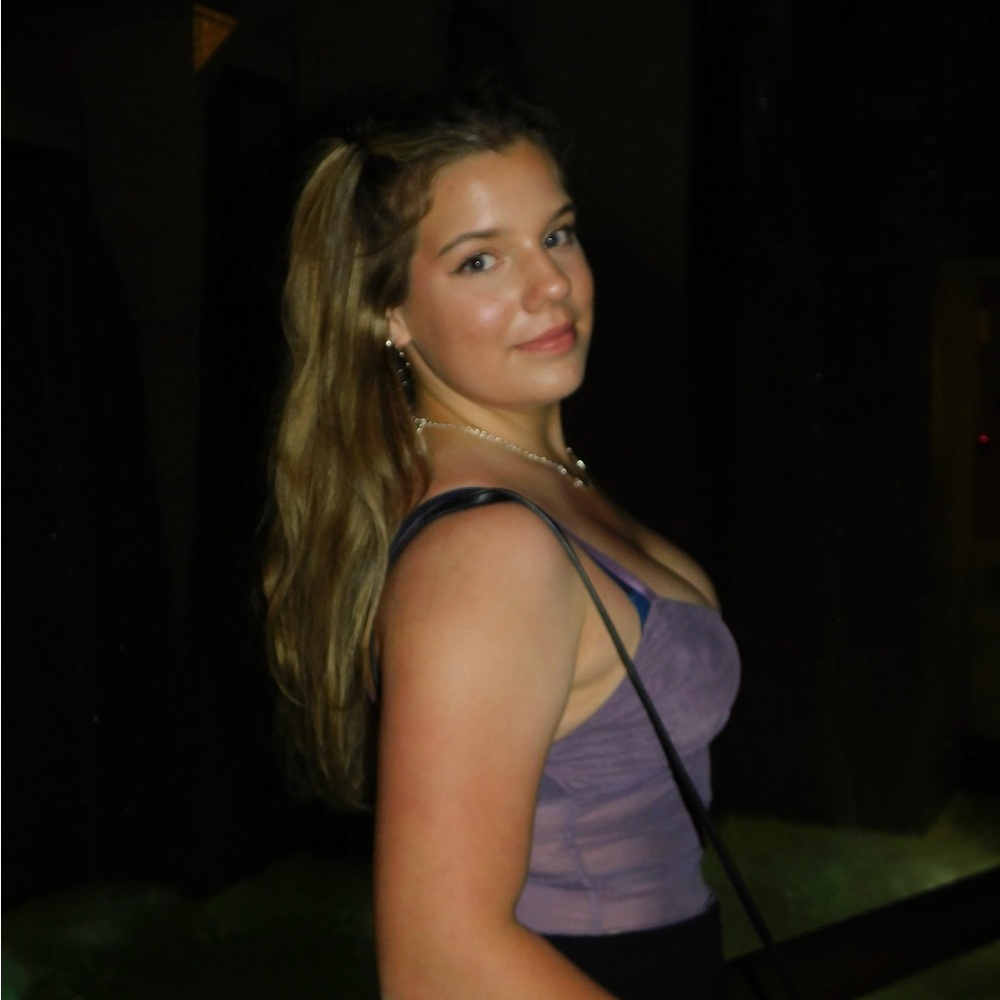 Meet your Posher, Amanda